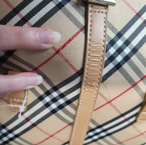 Burberry Crossbody Wallet - Picture 9 of 11